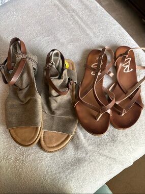 Blowfish sandals bundle